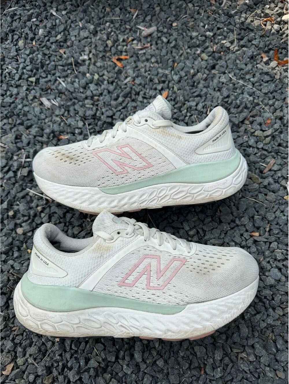 New Balance Fresh Foam X 1540v4 Turtledove Size 6.5W 5M